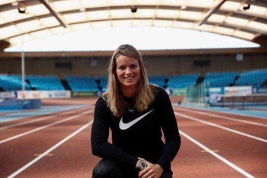 Schippers met vertrouwen naar indoormeeting Madrid: 'Hoop dichter bij PR te komen'