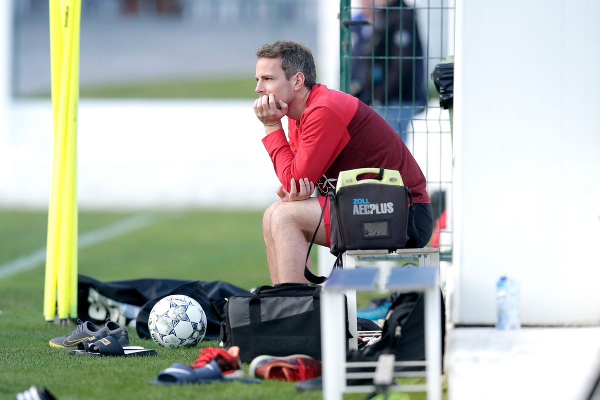Trainer Garcia haalt Wout Brama bij selectie Twente