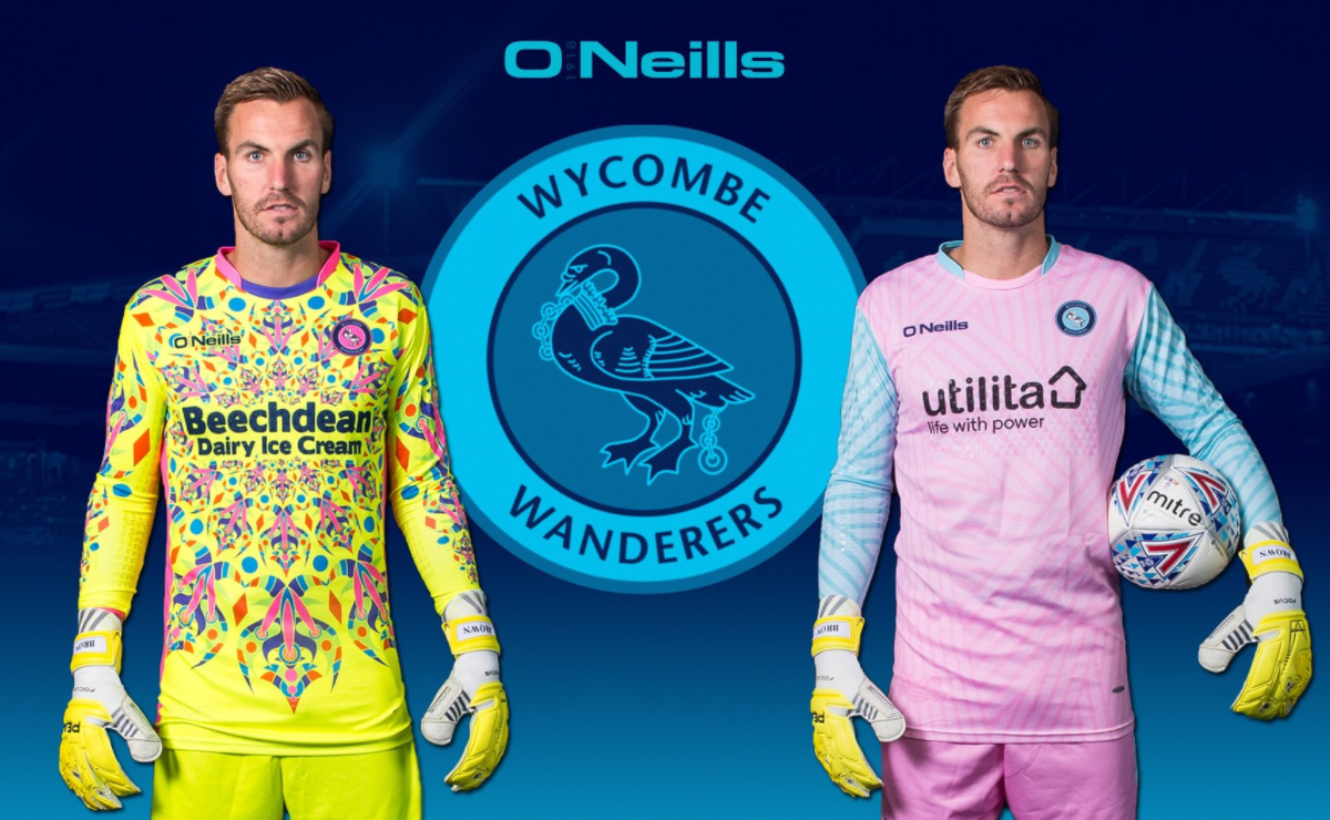 Houd je vast: Wycombe Wanderers presenteert het lelijkste keepershirt OOIT (foto)