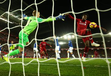 Liverpool-held Origi kan zijn goal tegen aartsrivaal Everton nog steeds niet geloven (video)