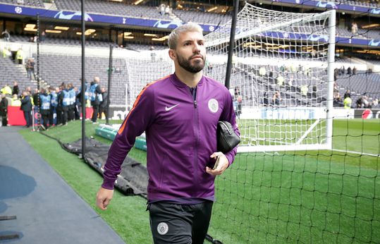 OEI! Kuipers geeft pingel aan City na VAR-momentje, Agüero mist (video)
