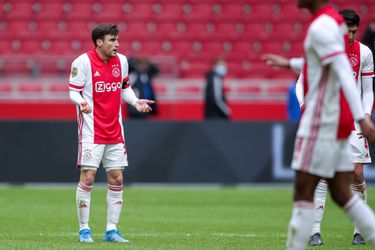 TV-gids: op deze 2 zenders kijk je live naar Ajax-Young Boys