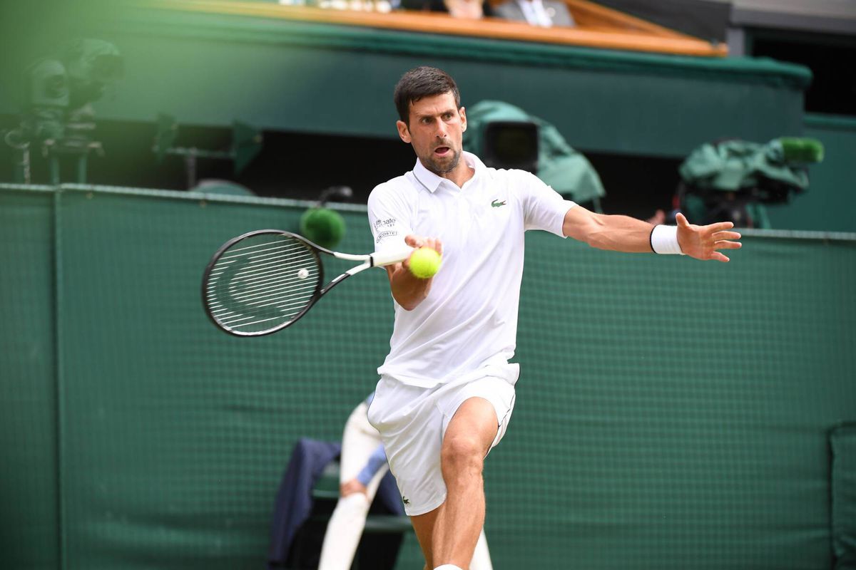 Novak Djokovic kalm na winnen 5e Wimbledon-titel: 'Hier speel ik tennis voor'