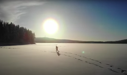 ❄ | Pijnlijk! Maffe YouTuber heeft SMERIGE BLAREN nadat hij hardloopt in -20 graden