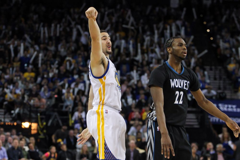 Warriors en Spurs blijven elkaar uitdagen met nieuwe overwinningen