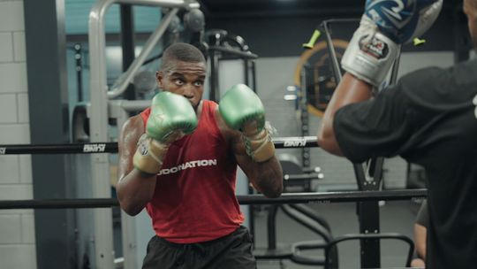 🎥​ | Vette sparringsbeelden van Donegi Abena voor Collision 6-gevecht tegen Tarik Khbabez