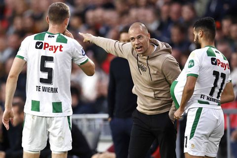 Groningen-trainer Danny Buijs wilde meer: 'Als wij 4 goals maken kan PSV niks zeggen'