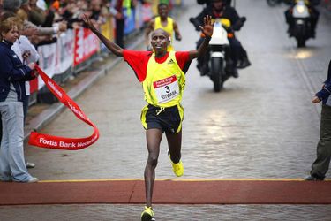 Keniaanse atleet Sammy Kitwara 16 maanden geschorst vanwege doping