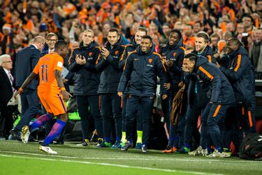 HOPPA! Promes zet Oranje op voorsprong met 1e en 2e interlandgoal (video)