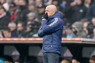 Opnieuw voortijdig einde bij club voor Alfred Schreuder: coach na 4 maanden weg bij Al Ain