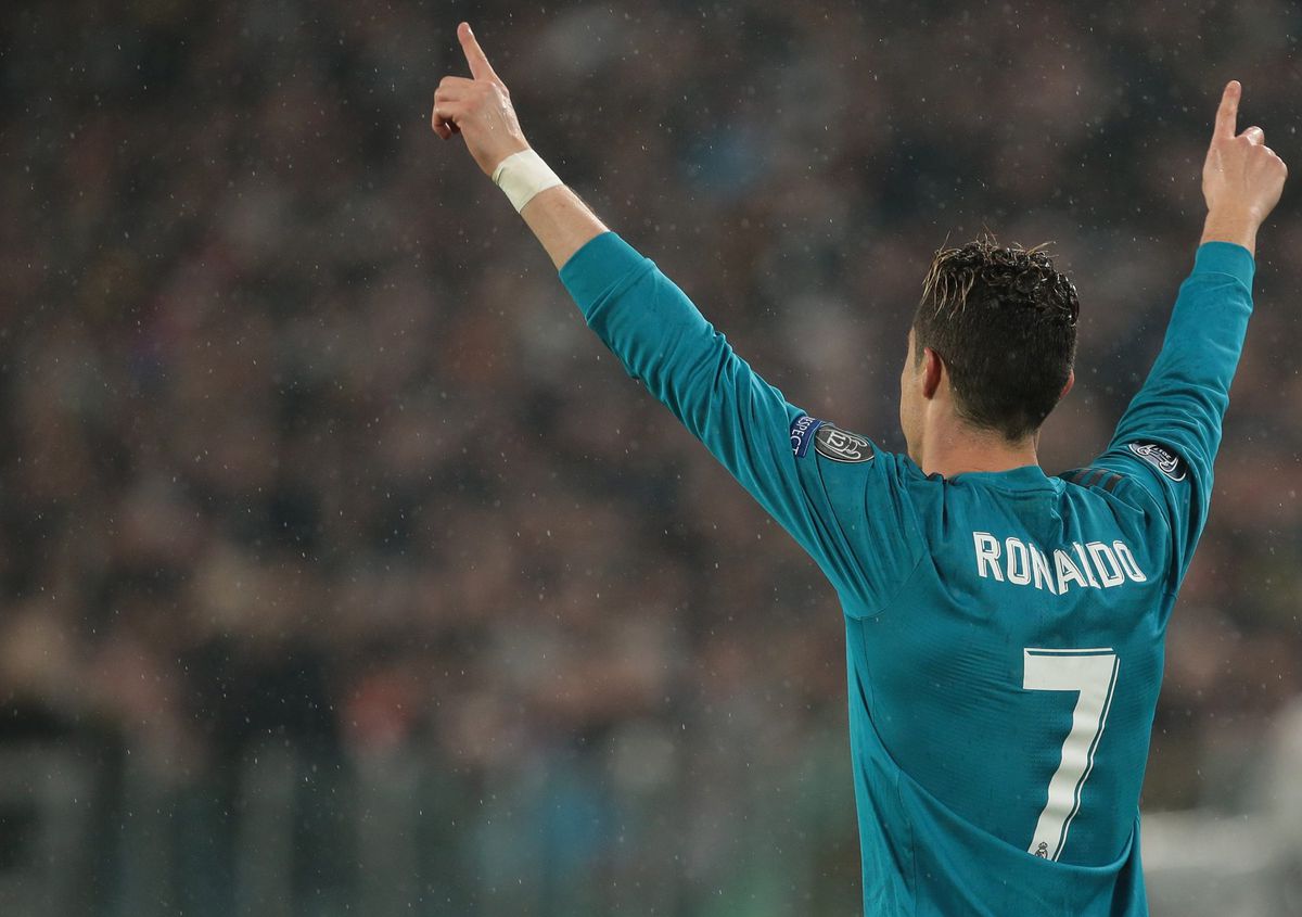 Top 10: omhaal Cristiano Ronaldo op plek 2 (video's)