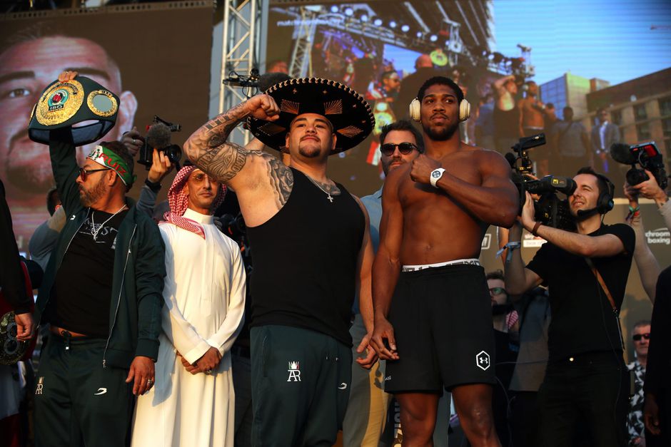 Joshua valt af voor Ruiz-rematch, Ruiz laat welvaartsbuikje groeien