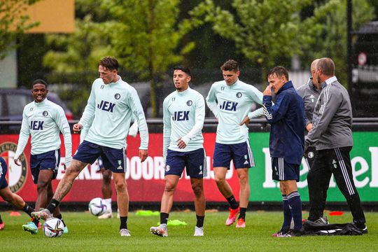 Voetballers van Feyenoord gevaccineerd tegen het coronavirus