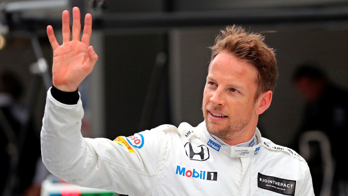 Button verbaasd over promotie Verstappen: 'Na één slechte race van Kvyat?'