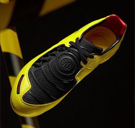 Legendarische T90 limited edition van Nike in 1 dag uitverkocht
