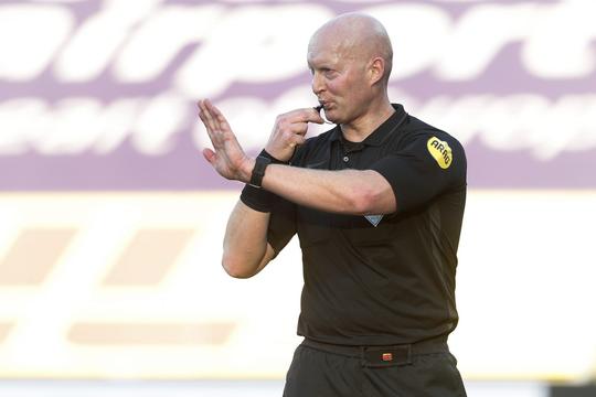Hoofdrol voor scheids bij kraker: 'Naast ADO en Willem II vreest ook Siemen Mulder voor degradatie'