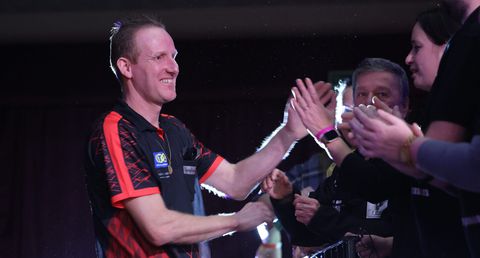 Chris Landman houdt Jelle Klaasen uit finale WDF WK na knappe comeback