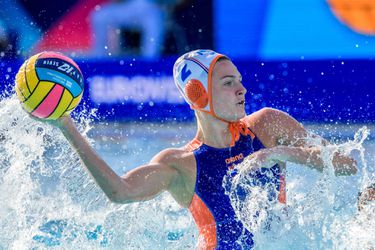 Nederlandse dames veel te sterk voor Frankrijk op EK waterpolo