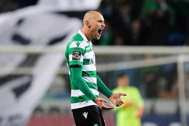 Bas Dost keert scorend terug voor Sporting na 7 weken durende blessure