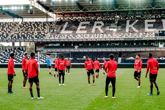 Op deze zender kijk je live naar Rosenborg-PSV