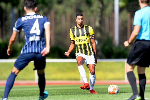 TV-gids: op deze zender kijk je vanavond naar Vitesse in de Europa Conference League