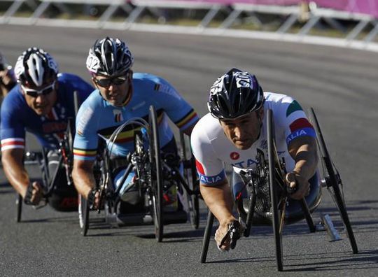 🎥 | Paralympisch kampioen Alex Zanardi ernstig gewond geraakt bij ongeluk