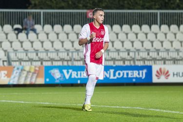 Endt wil Nouri in Ajax 1: 'Tijd voor een kans'