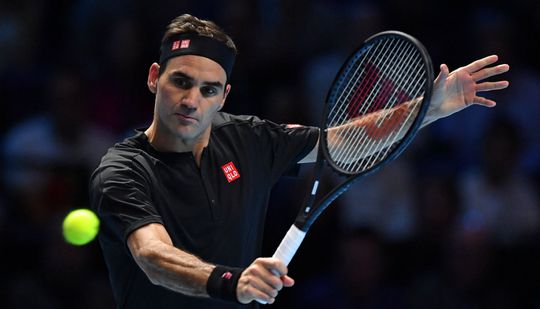 🎥 | LOL! Federer reageert bijdehand na winst tegen Djokovic in ATP Finals