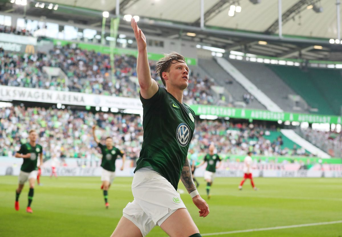 Wout Weghorst krijgt na 1 jaar Wolfsburg al contractverlenging: 'Zijn mentaliteit past perfect'