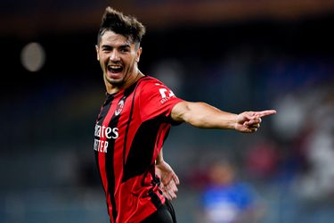 🎥 🇮🇹 | AC Milan begint Serie A met krappe zege bij Sampdoria