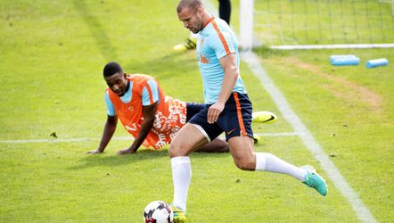 Vlaar meldt zich af bij Nederlands elftal met kuitblessure