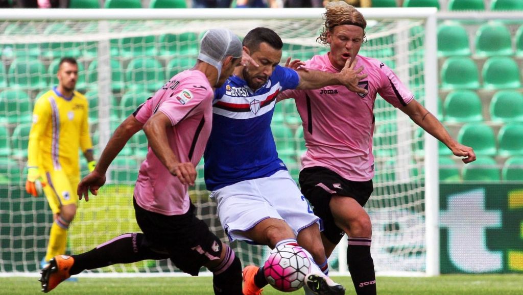 Palermo wint van Sampdoria en stelt degradatie uit