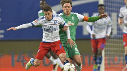 HSV is bijna veilig na zege op concurrent Werder Bremen