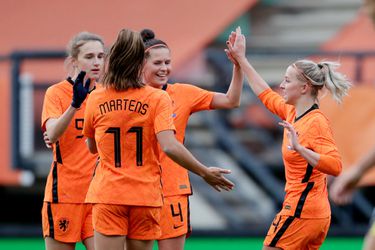 🦁 | Leeuwinnen slachten Australië en nemen revanche voor nederlaag tegen Spanje