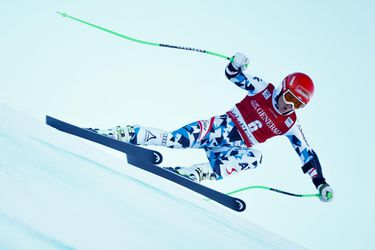 Topskiester Görgl hangt latten aan de wilgen