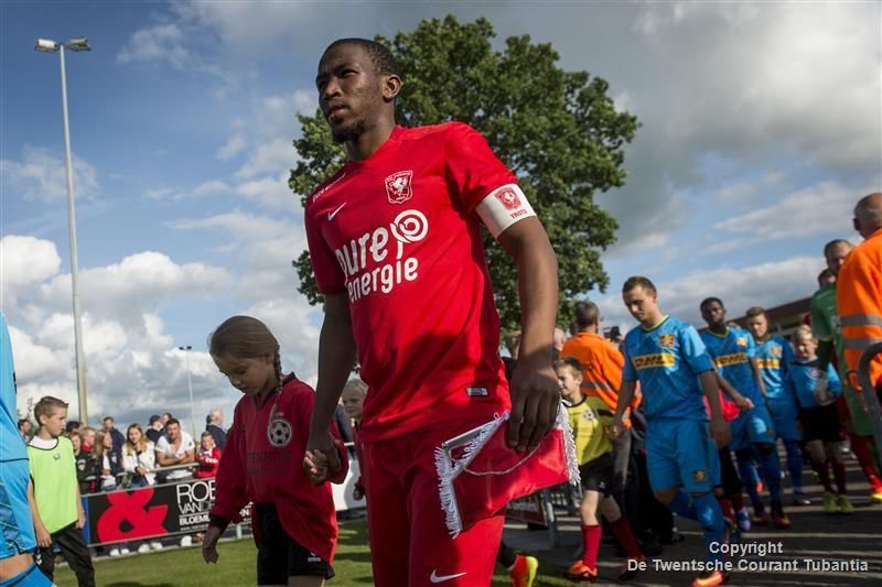 Sondico volgt Nike op als kledingsponsor FC Twente