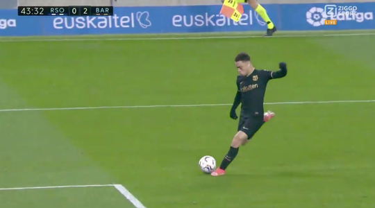 🎥 | Dest scoort 2 keer voor Barça en Sierd gaat los: 'Oost, west, Sergiño the best!'