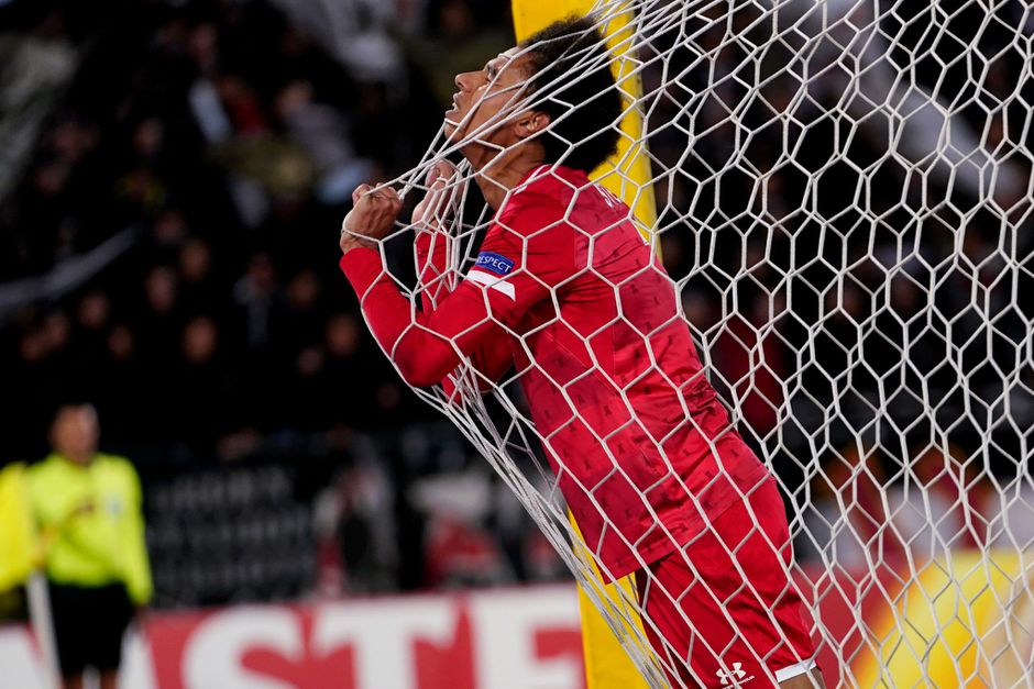 Matig AZ struikelt net als PSV over LASK Linz en ligt uit de Europa League