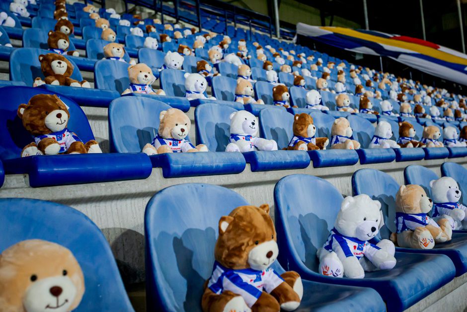 Heerenveen verkoopt ALLE 15.000 knuffels voor kinderen met kanker: 230.000 euro