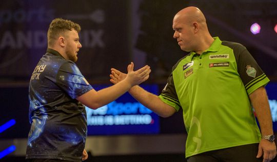 🎥 | Michael van Gerwen redt Nederlandse eer op World Grand Prix