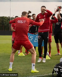 🎥 | Václav Cerny na 9 maanden blessureleed terug op trainingsveld bij FC Twente