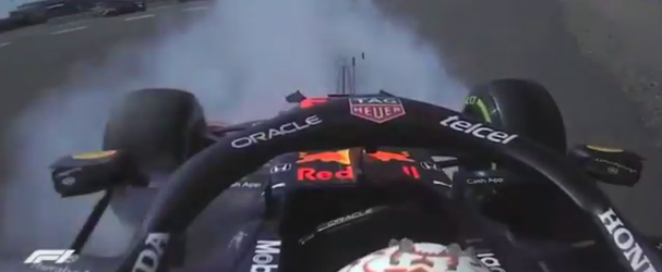 🎥 | Gehavende Max Verstappen kreunde over boardradio na harde crash: 'Ah, fuck'