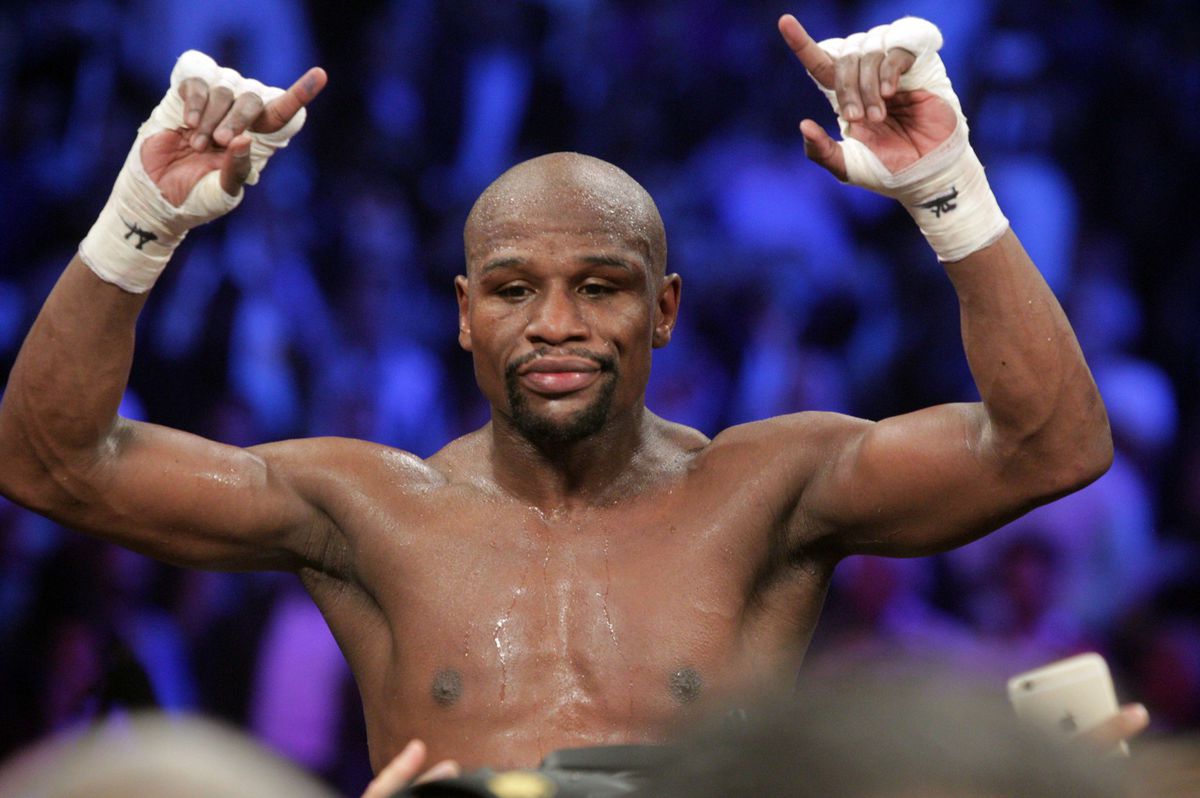 Mayweather kondigt gevecht aan na uitdagende McGregor