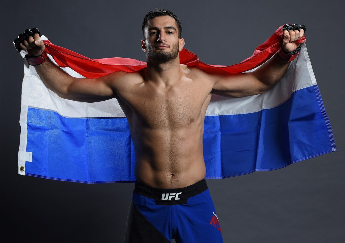 Mousasi door inreisverbod Trump de klos