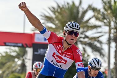 Hele ploeg van Mathieu van der Poel een dag na etappezege van de Nederlander uit UAE Tour gestapt