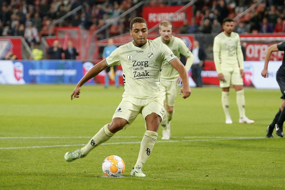 FC Utrecht schakelt MVV uit na moeizame avond bekervoetbal