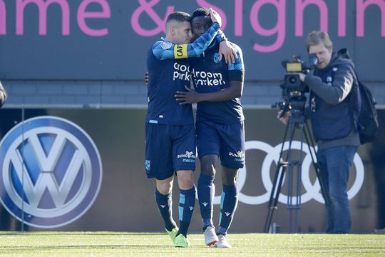 Vitesse heeft geen moeite met FC Emmen