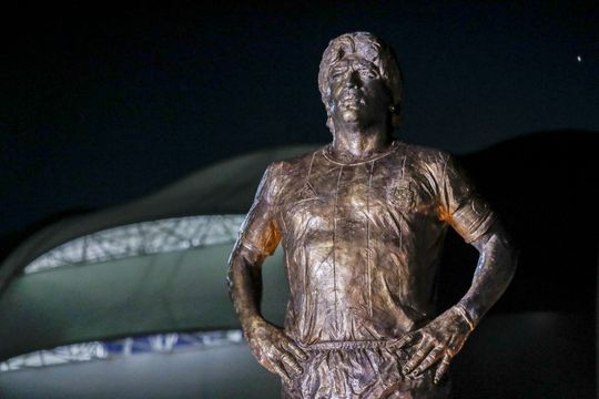 📸 | Zo ziet het standbeeld van Maradona eruit