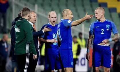 Emotionele Robben na wanvertoning in Sofia: 'Een nachtmerrie, bedroevend niveau'