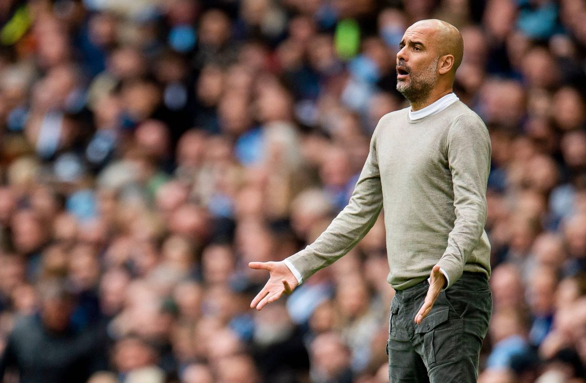 Pep Guardiola helder over ambities Man City: 'Nog steeds titelkans ondanks achterstand'